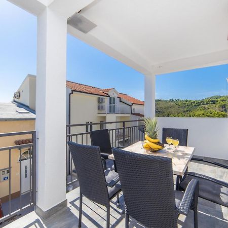 Apartments Ferdo Živogošće Εξωτερικό φωτογραφία