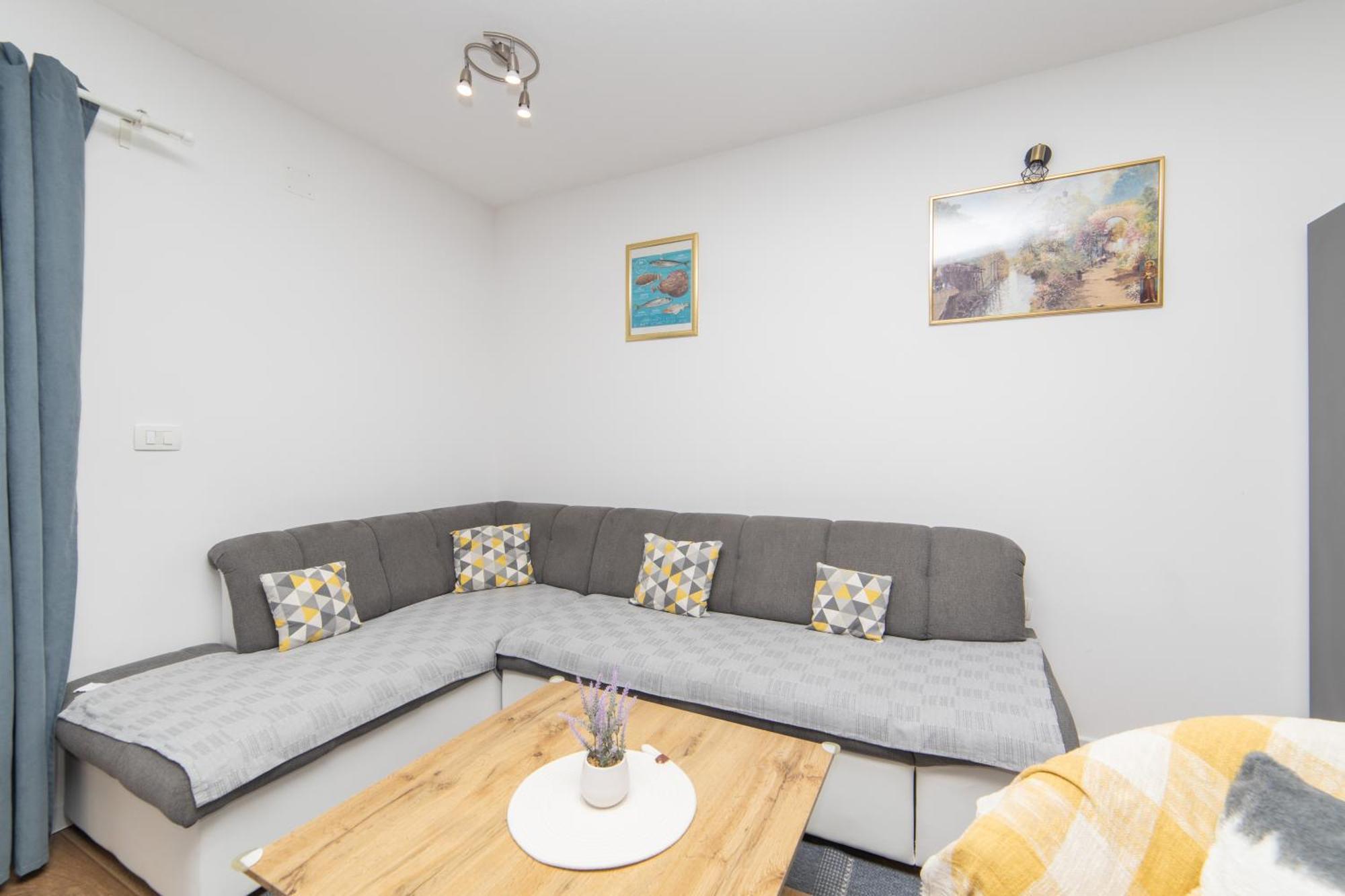 Apartments Ferdo Živogošće Εξωτερικό φωτογραφία